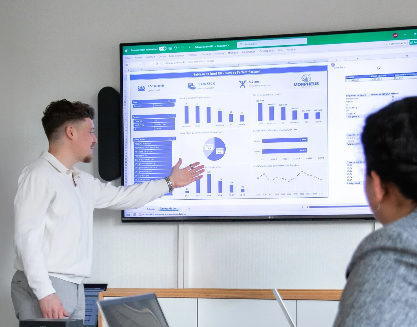 formateur augustin & cloélia à paris sur excel dans les locaux de morpheus formation
